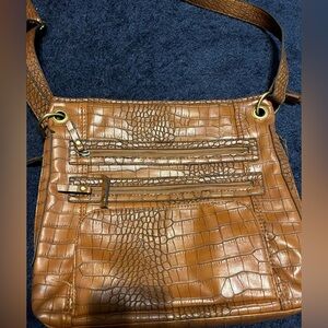 Women’s Bueno vegan crocodile leather crossbody messenger purse in dark tan.
